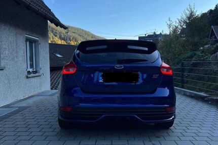 Ford Focus 113.000 km 13.399 &euro; Bad Wildbad 75323
