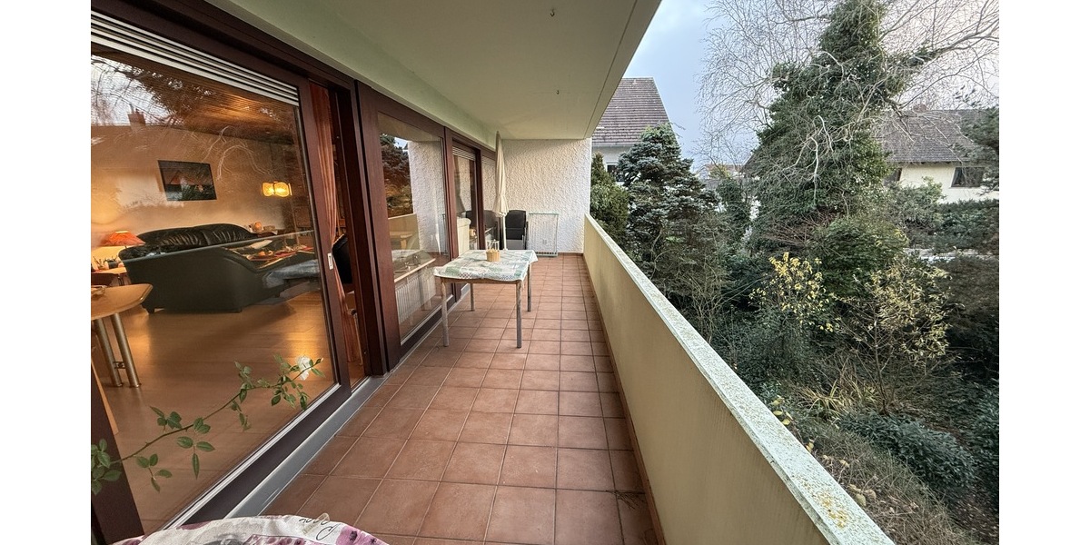 4-Zimmer-Wohnung mit 2 Balkone und Stellplatz in Sandweier - Etagenwohnung Baden-Baden Baden | Angebot:17595069