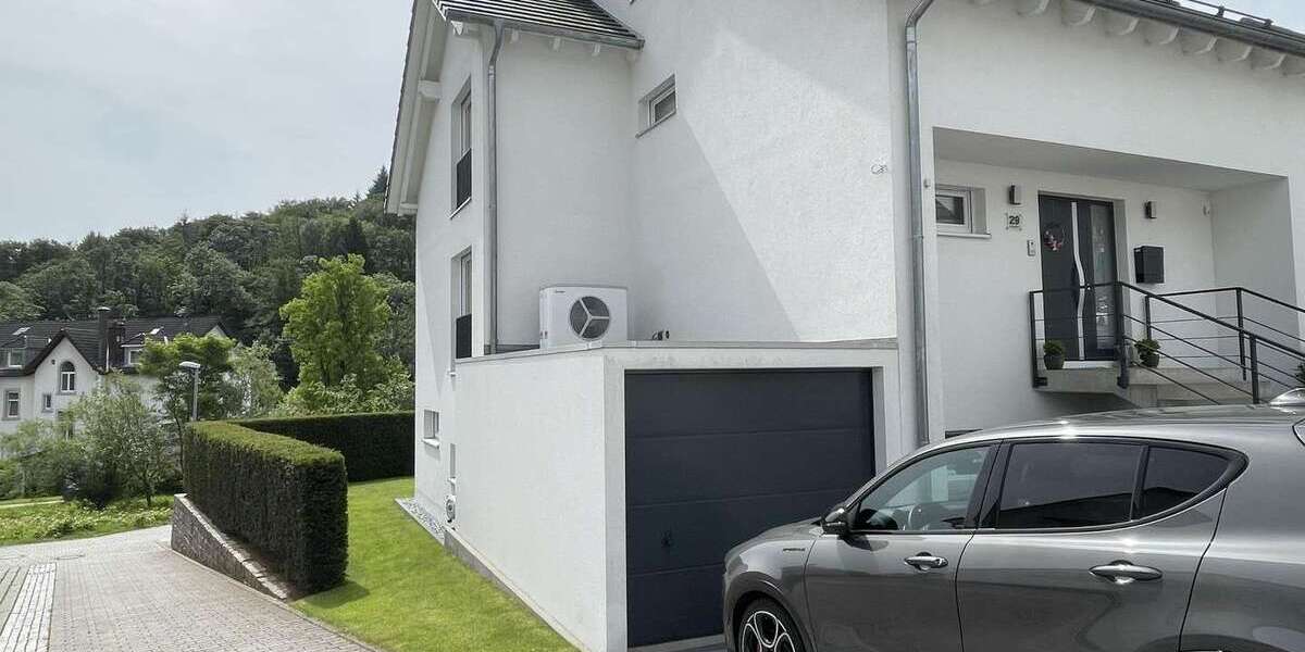 Einfamilienhaus Baden-Baden Baden - 8 Zimmer, 232 m&sup2;, 898.000&euro; | Angebot:24758404