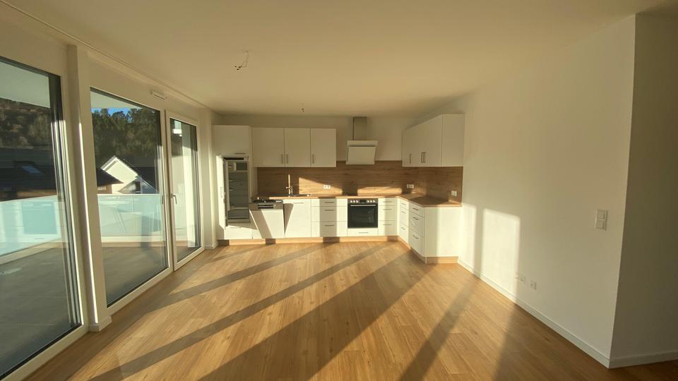 Etagenwohnung Oberkirch - 4 Zimmer, 102 m&sup2;, 1.215&euro; | Angebot:24570782