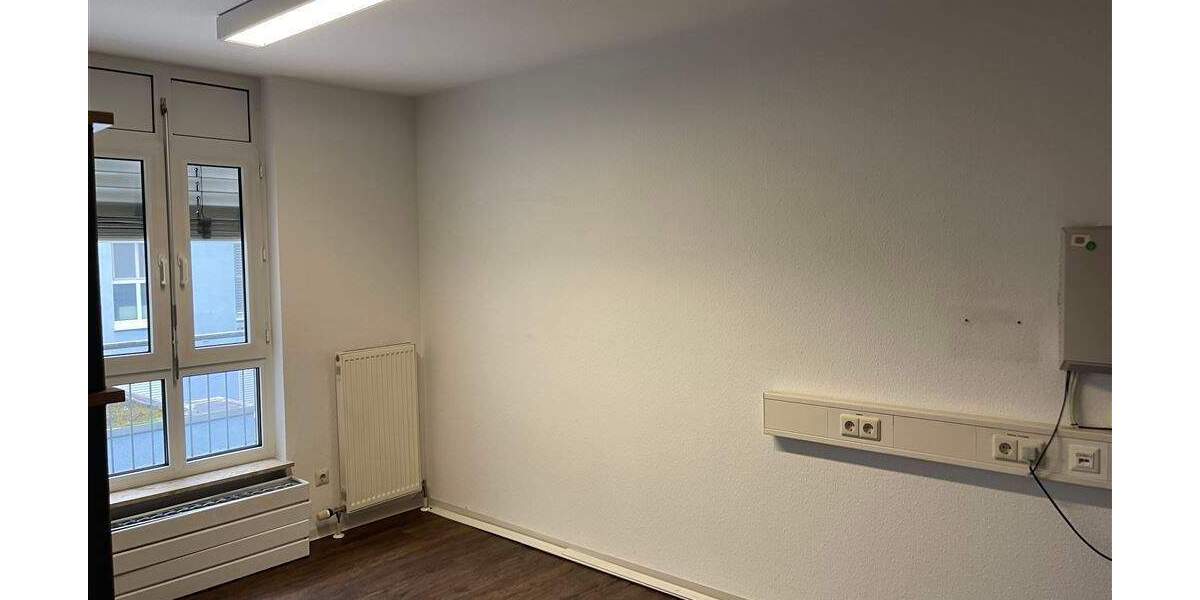 Gewerbeobjekt Rastatt Georgenvorstadt - 7 Zimmer, 182 m&sup2;, 2.000&euro; | Angebot:25662441