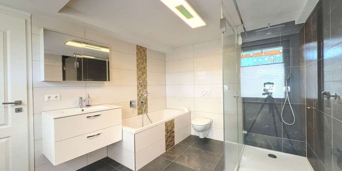 Einfamilienhaus Neuweiler Zwerenberg - 7 Zimmer, 165 m&sup2;, 389.000&euro; | Angebot:25381538