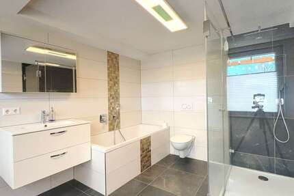 Haus Neuweiler Zwerenberg - 7 Zimmer, 165 m&sup2;, 389.000&euro; | Angebot:25381538