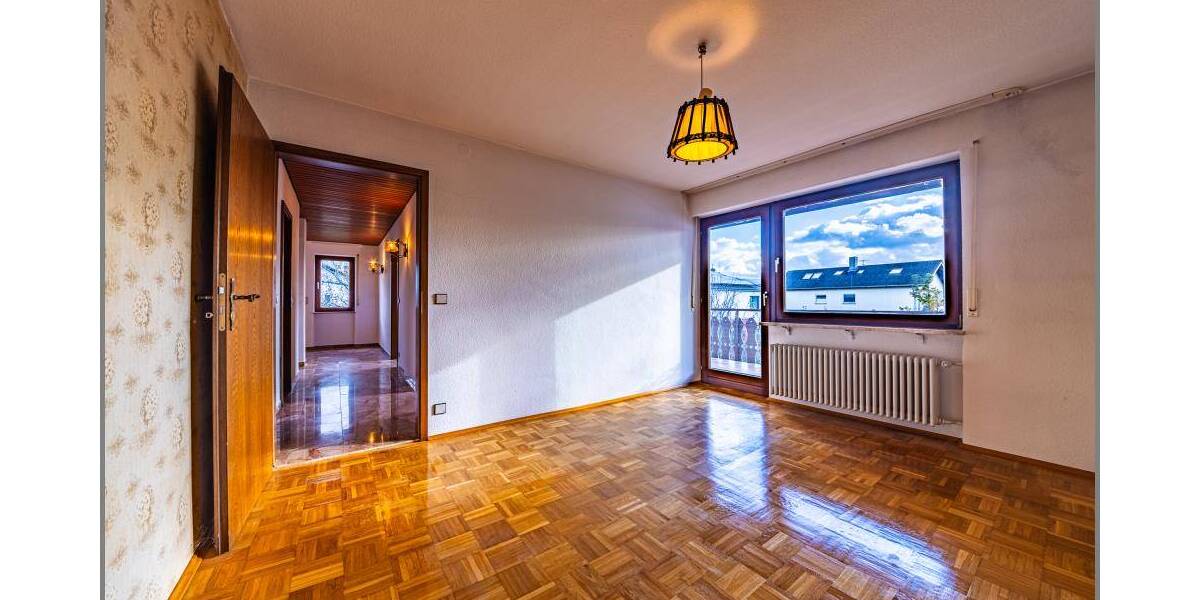 Mehrfamilienhaus, Wohnhaus Sinzheim Ortsgebiet - 5 Zimmer, 146 m&sup2;, 489.000&euro; | Angebot:25741682