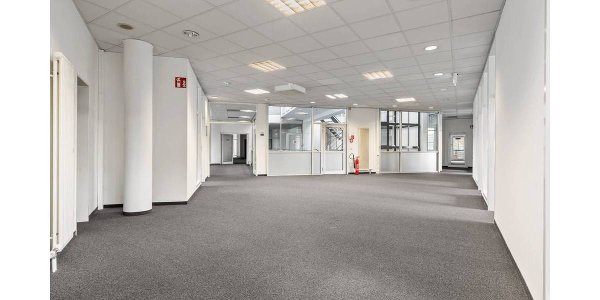 Gewerbeobjekt Ettlingen - 1 Zimmer, 822 m&sup2;, 8.200&euro; | Angebot:25680922