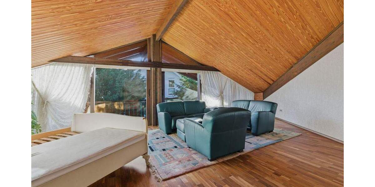 Einfamilienhaus Kuppenheim - 8 Zimmer, 216 m&sup2;, 749.000&euro; | Angebot:25728710