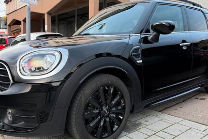 Mini Countryman D (Cooper) 111.506 km 18.999 &euro; Bad Wildbad 75323