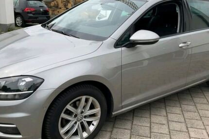 VW Golf 177.000 km 10.490 &euro; Au am Rhein 76474