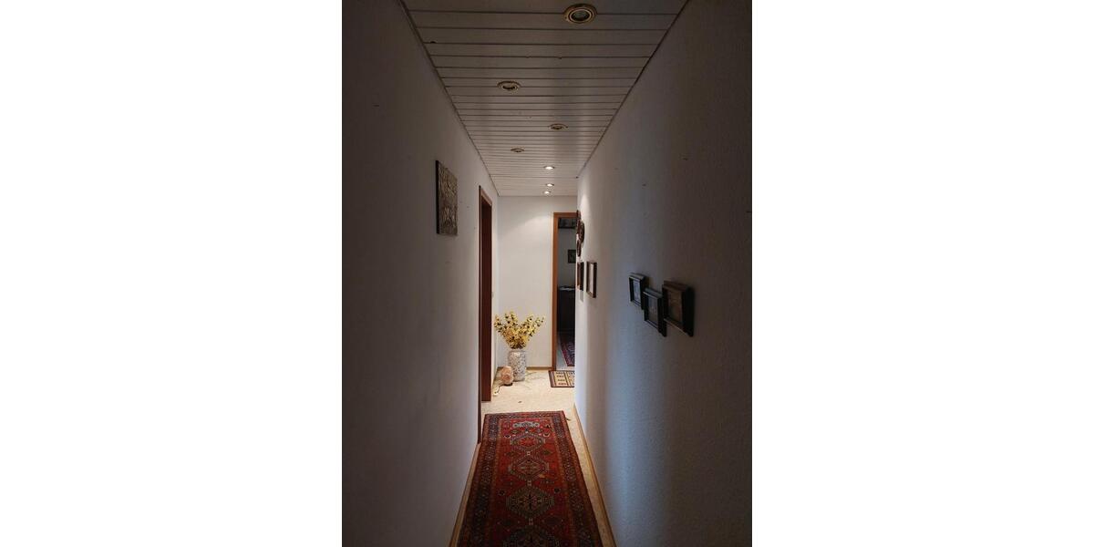 Einfamilienhaus Loffenau - 12 Zimmer, 187 m&sup2;, 333.000&euro; | Angebot:25719461