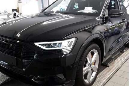 Audi e-tron 35.764 km 37.900 &euro; Ettlingen 76275