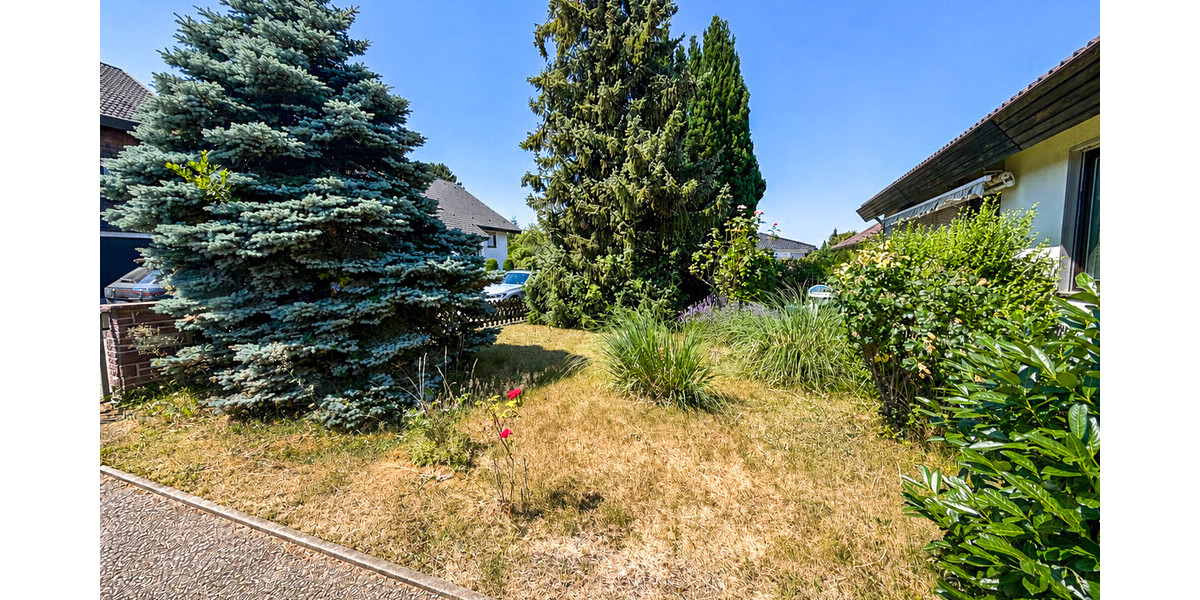 Reserviert - 1-2 Famhaus in sehr toller Lage - Zweifamilienhaus Straubenhardt | Angebot:27023546