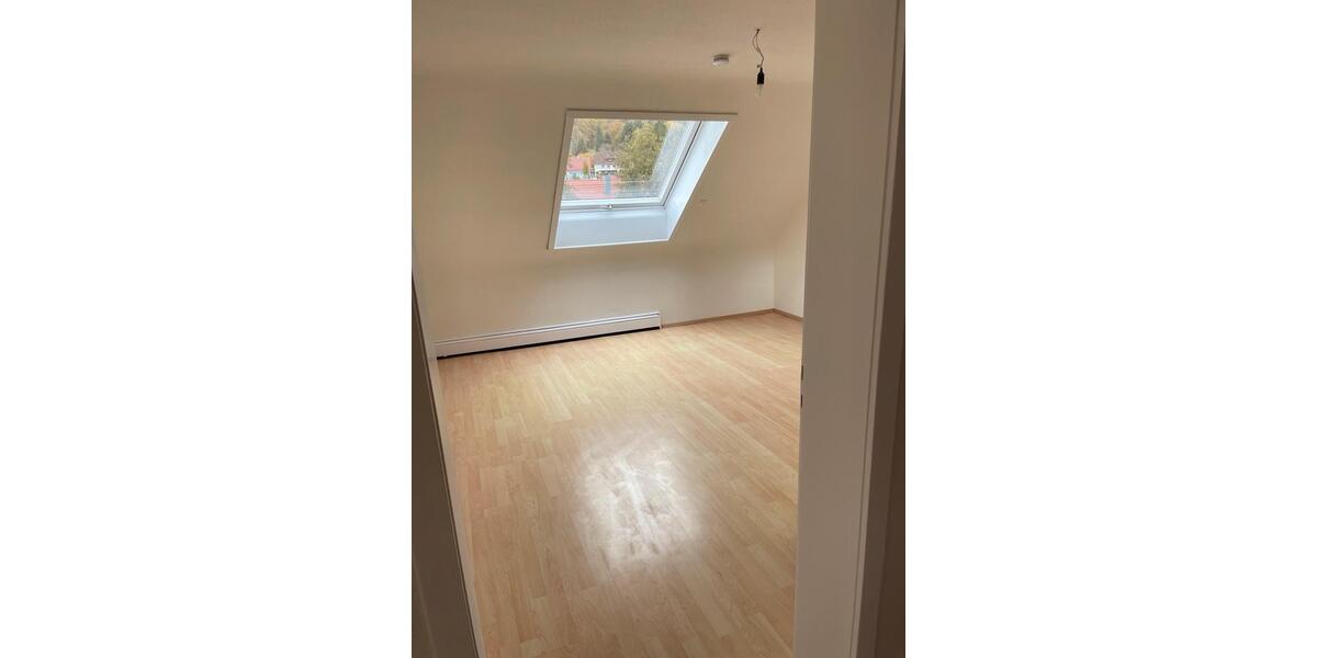 Dachgeschoßwohnung Gernsbach - 2 Zimmer, 54 m&sup2;, 600&euro; | Angebot:26654939