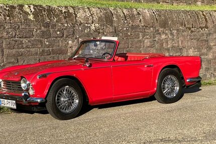 Triumph TR4 125.000 km 28.000 &euro; Baden-Baden 76530