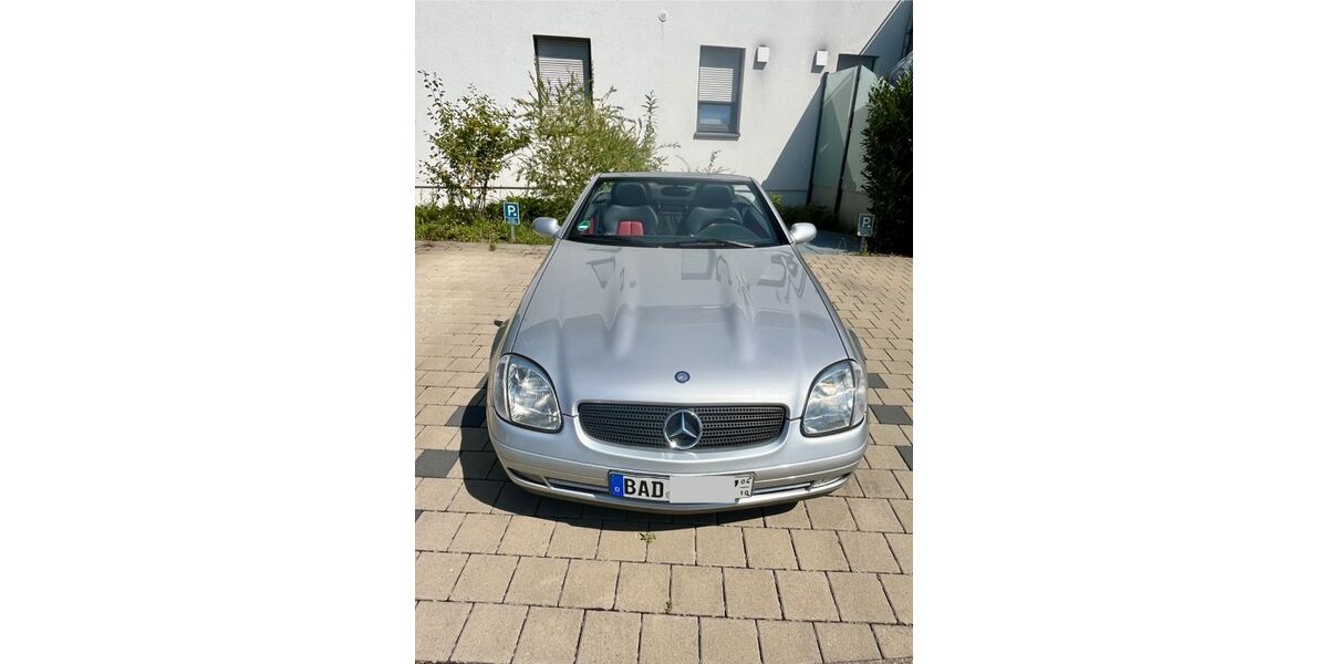 Mercedes-Benz SLK 200 61.000 km 9.800 &euro; Baden-Baden 76532