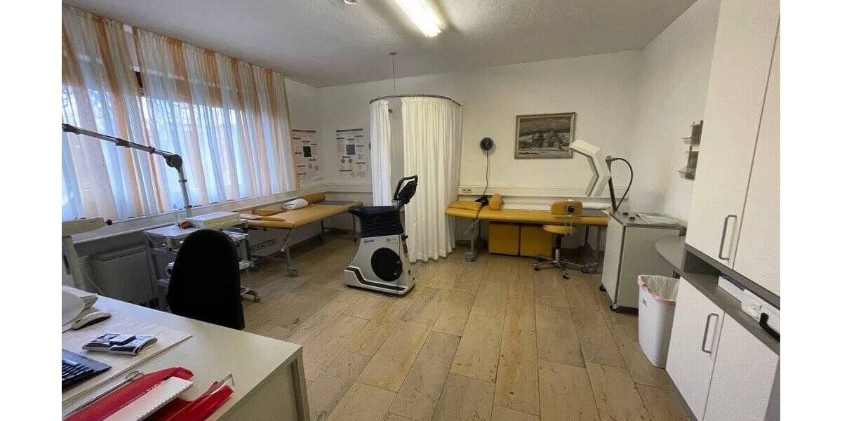 Gewerbeobjekt Achern - 4 Zimmer, 900&euro; | Angebot:25703640