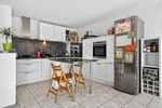 Bezugsfrei: Moderne Wohnung mit Balkon, Einbauküche und Tiefgaragenstellplatz - Etagenwohnung Muggensturm | Angebot:26675705