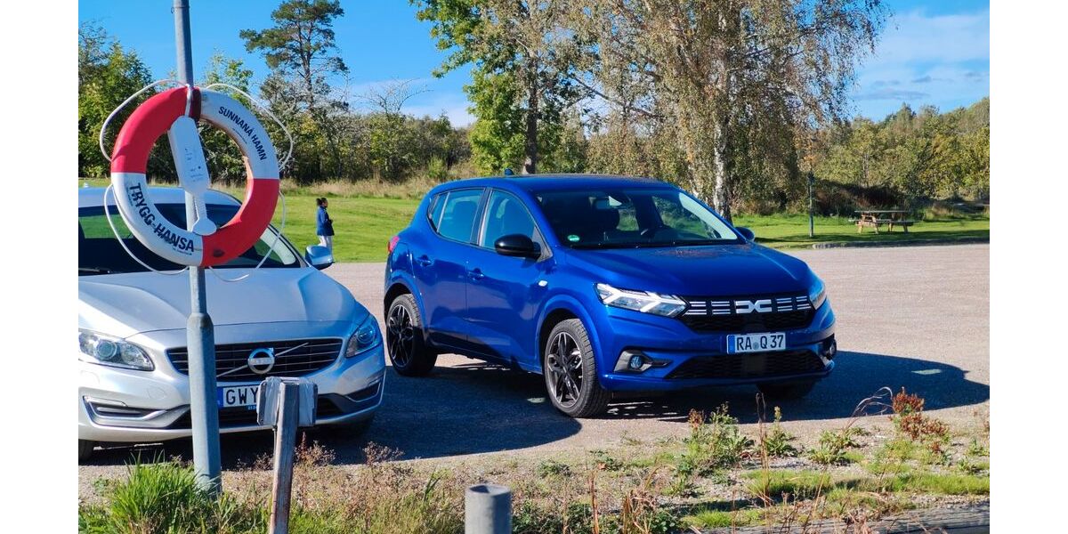 Dacia Sandero 35.000 km 13.250 &euro; Muggensturm 76461