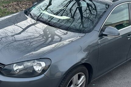 VW Golf 204.000 km 2.300 &euro; Ettlingen 76275