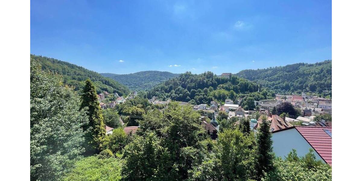 Einfamilienhaus Neuenbürg - 8 Zimmer, 185 m&sup2;, 439.000&euro; | Angebot:25725750