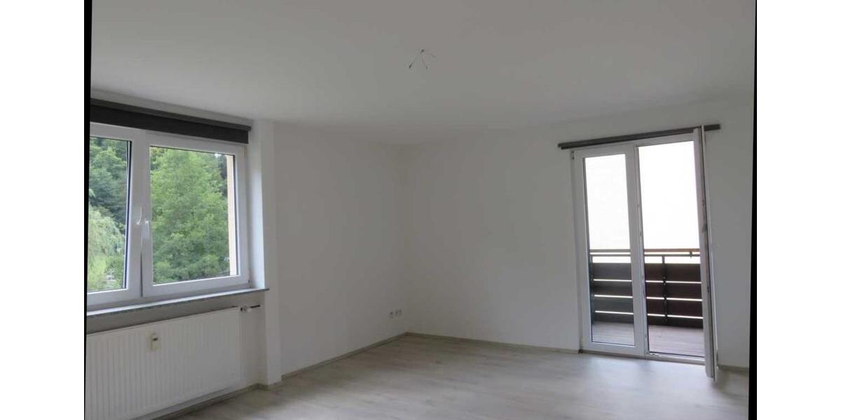 Etagenwohnung Höfen an der Enz - 3 Zimmer, 68 m&sup2;, 680&euro; | Angebot:25654047