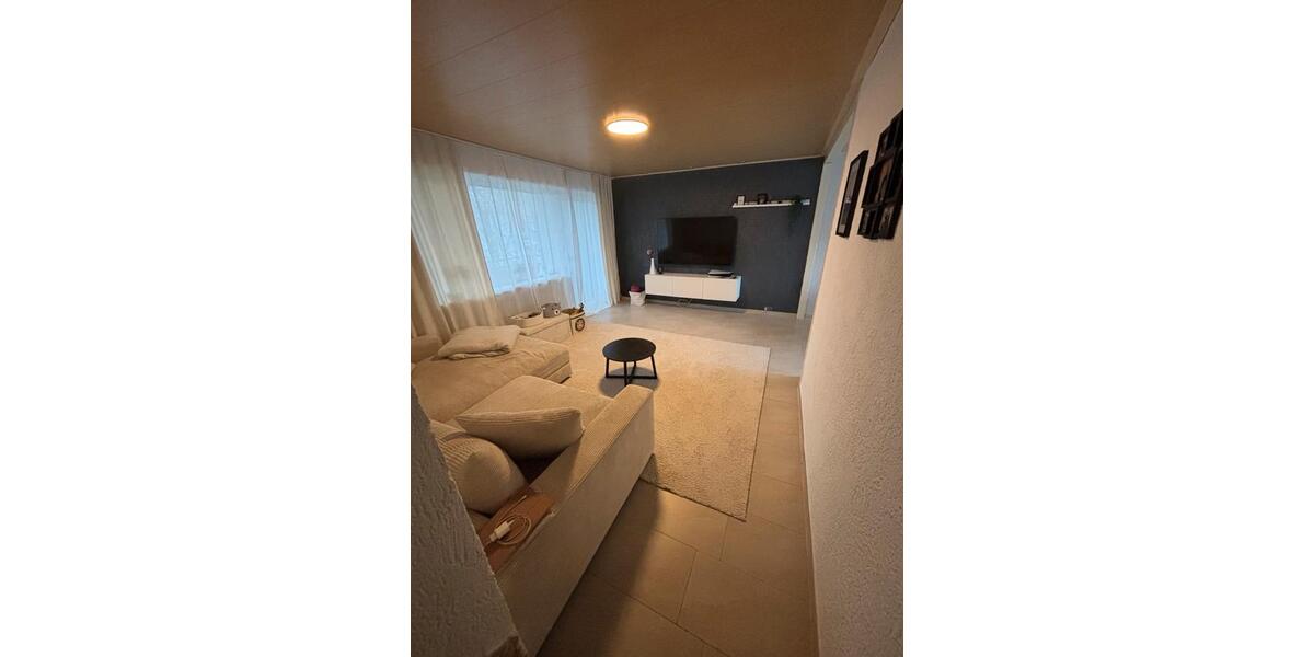 Etagenwohnung Hügelsheim - 4 Zimmer, 83 m&sup2;, 950&euro; | Angebot:25483470