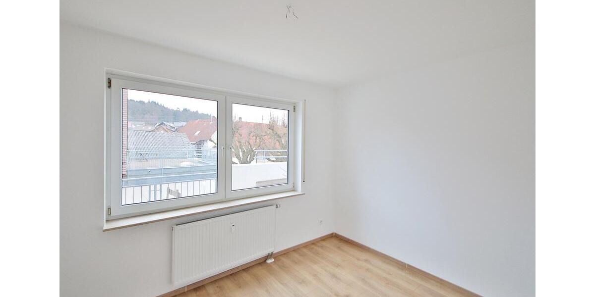 Etagenwohnung Baden-Baden Baden - 3 Zimmer, 95 m&sup2;, 1.140&euro; | Angebot:26664681