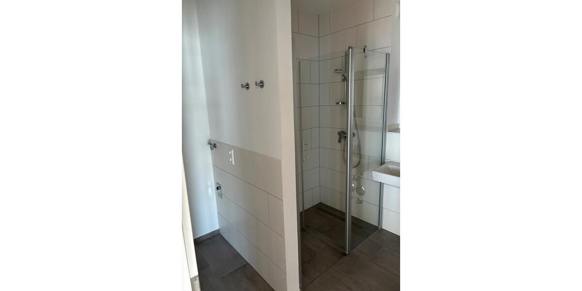 Erdgeschoßwohnung Baden-Baden Baden - 2 Zimmer, 69 m&sup2;, 989&euro; | Angebot:25902028