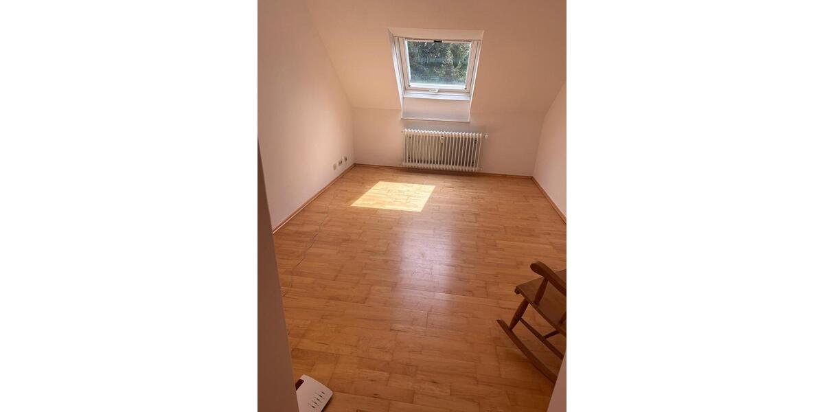 Dachgeschoßwohnung Bad Herrenalb - 3 Zimmer, 80 m&sup2;, 950&euro; | Angebot:25942988