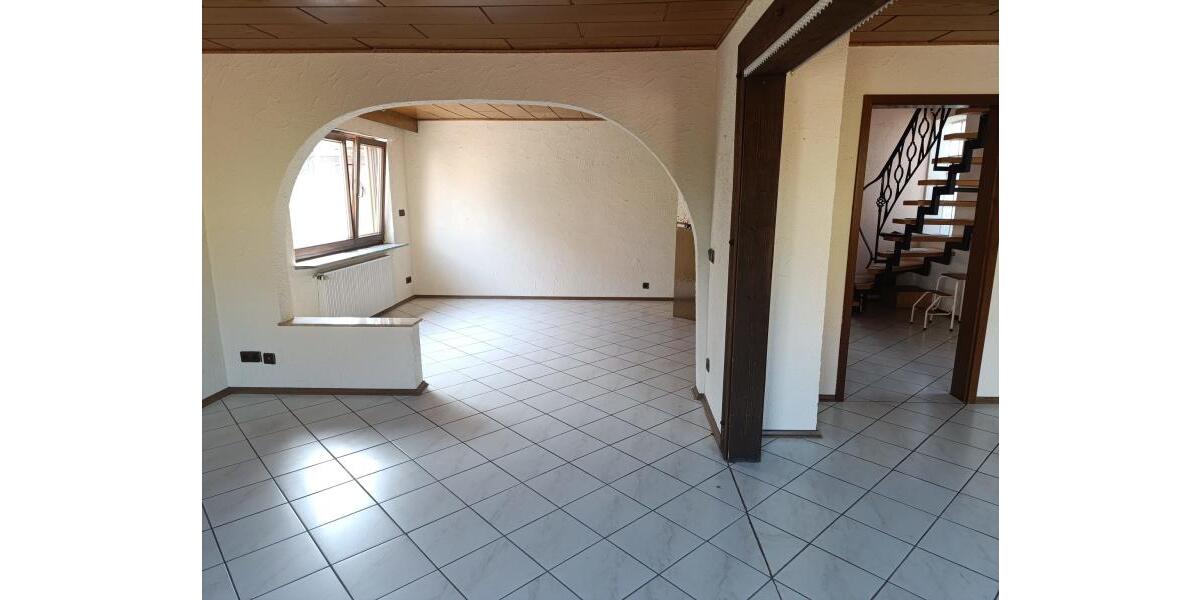 ObjNr:19685 - Helles Einfamilienhaus in Berg in der Pfalz - Einfamilienhaus Berg (Pfalz) | Angebot:20541026