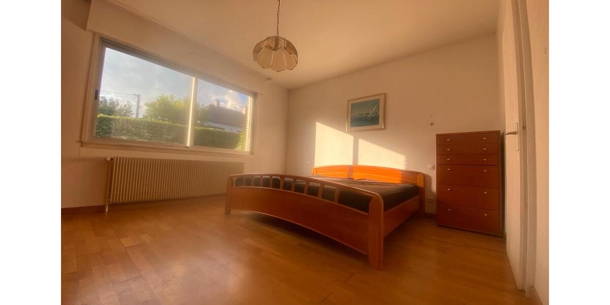 Einfamilienhaus Baden-Baden Baden - 9 Zimmer, 300 m&sup2;, 480.000&euro; | Angebot:25919746