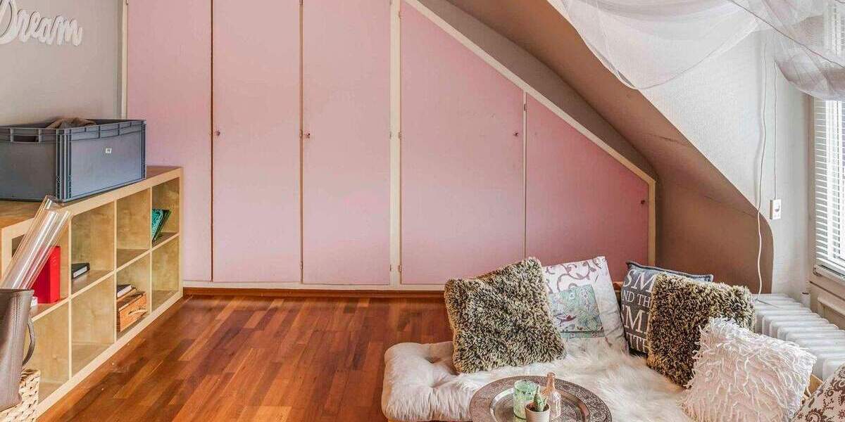 Einfamilienhaus Baden-Baden Lichtental - 8 Zimmer, 1.399.000&euro; | Angebot:25823728