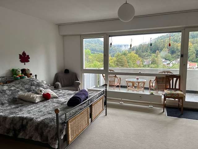 Etagenwohnung Bad Herrenalb - 2 Zimmer, 78 m&sup2;, 168.000&euro; | Angebot:24650226