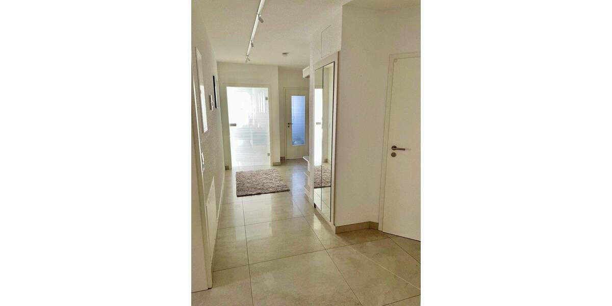 Etagenwohnung Oberkirch - 3 Zimmer, 106 m&sup2;, 1.270&euro; | Angebot:25662196