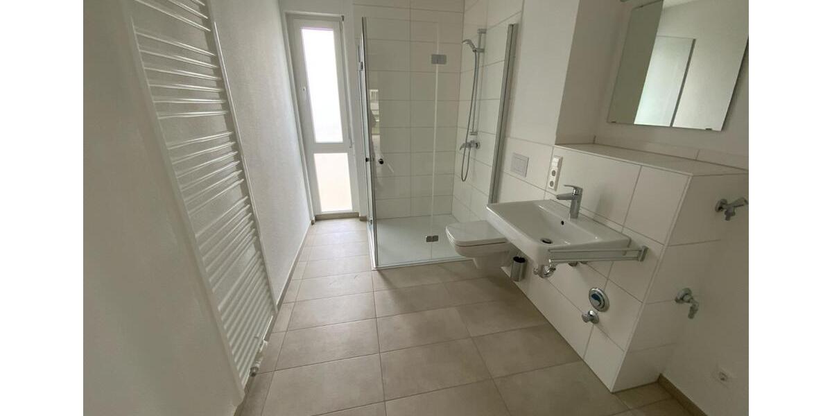 Erdgeschoßwohnung Waldbronn - 3 Zimmer, 94 m&sup2;, 1.407&euro; | Angebot:24772408