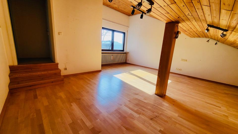 Einfamilienhaus Gaggenau - 9 Zimmer, 345 m&sup2;, 795.000&euro; | Angebot:26035057