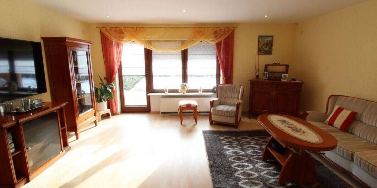 Doppelhaushälfte Karlsbad Langensteinbach - 5 Zimmer, 155 m&sup2;, 529.000&euro; | Angebot:25996981