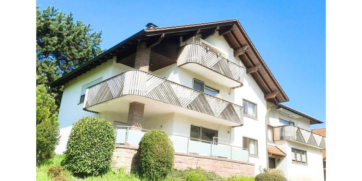 Dachgeschoßwohnung Oberkirch - 3 Zimmer, 91 m&sup2;, 683&euro; | Angebot:25930093