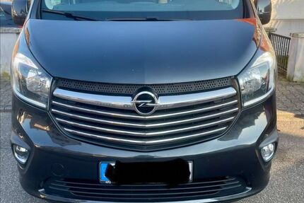 Opel Vivaro 130.000 km 16.000 &euro; Renchen 77871
