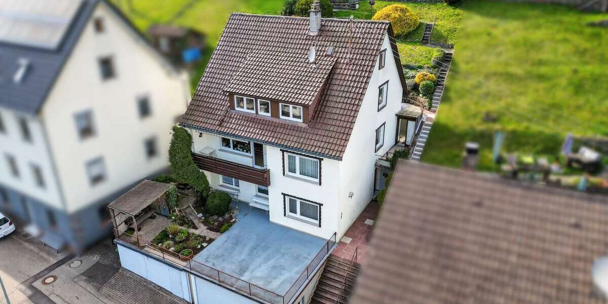 Einfamilienhaus Höfen an der Enz - 8 Zimmer, 180 m&sup2;, 450.000&euro; | Angebot:26016670