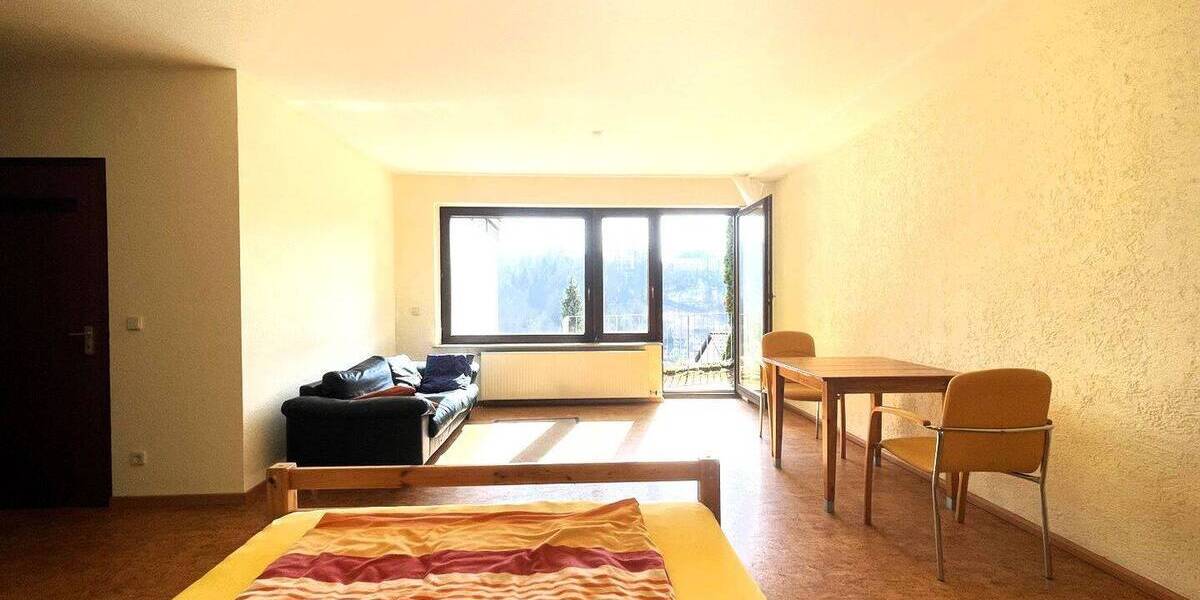 Einfamilienhaus Neuenbürg - 8 Zimmer, 185 m&sup2;, 439.000&euro; | Angebot:25725750