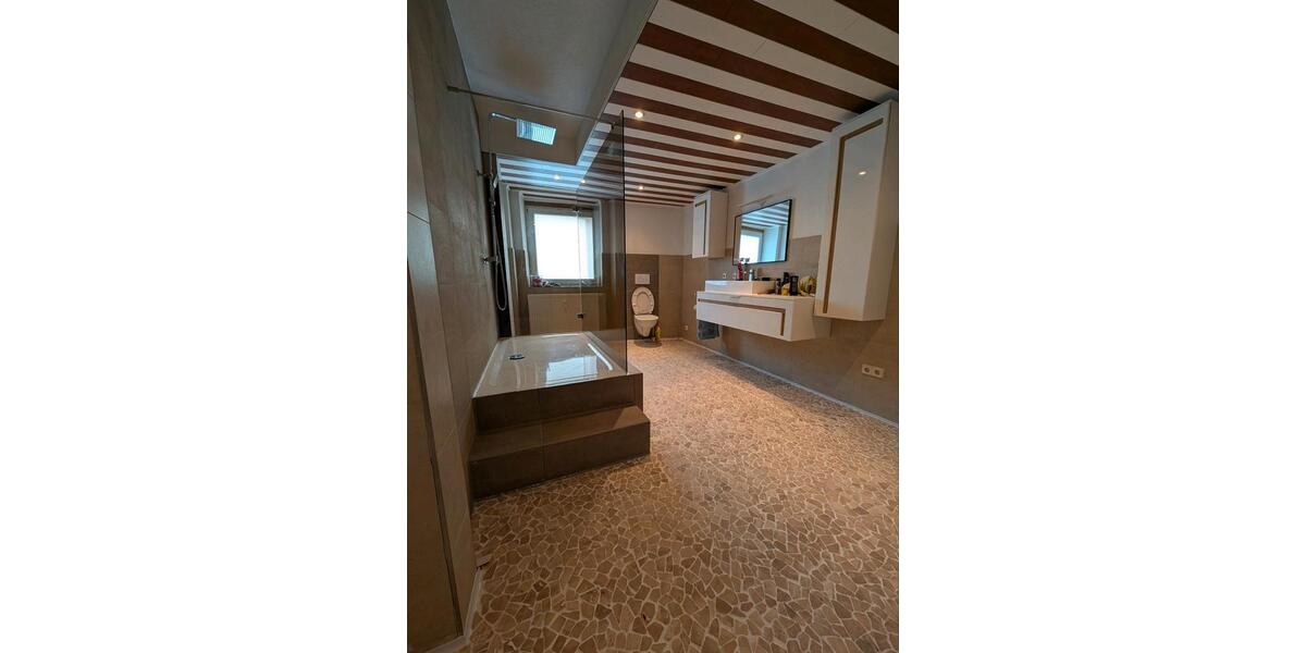 Etagenwohnung Gernsbach - 2 Zimmer, 82 m&sup2;, 1.000&euro; | Angebot:25777992