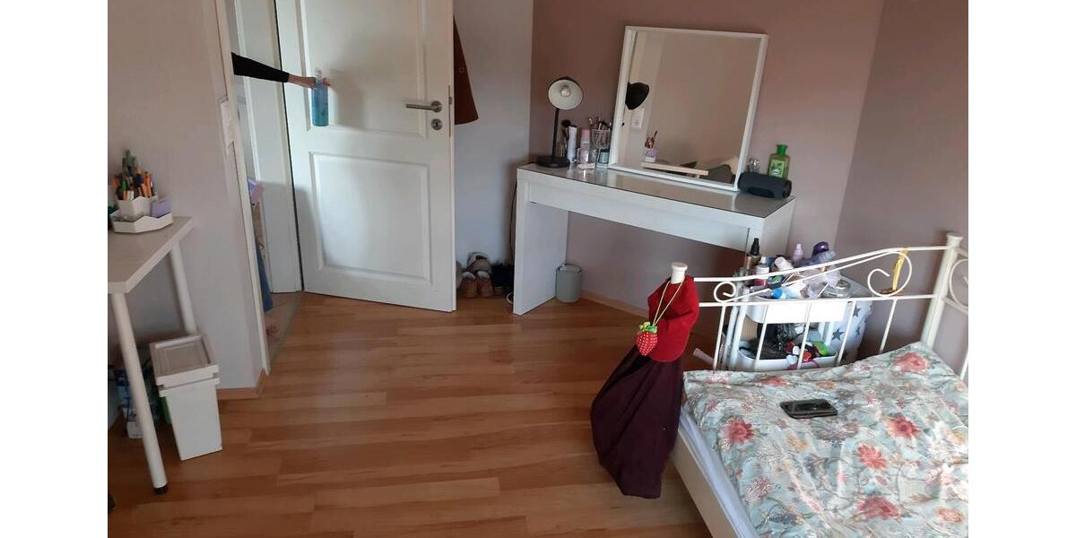Dachgeschoßwohnung Rheinmünster - 5 Zimmer, 108 m&sup2;, 1.000&euro; | Angebot:25993684