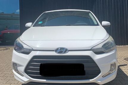 Hyundai i20 146.000 km 5.750 &euro; Rastatt 76437