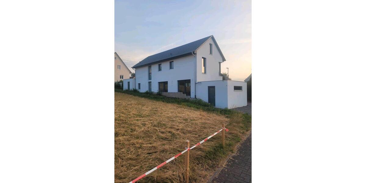 Einfamilienhaus Straubenhardt - 5 Zimmer, 165 m&sup2;, 560.000&euro; | Angebot:26990306