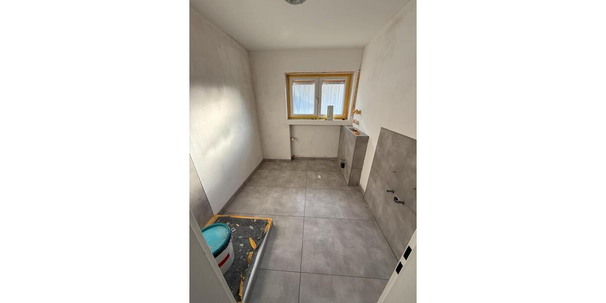 Erdgeschoßwohnung Baden-Baden Balg - 3 Zimmer, 85 m&sup2;, 1.100&euro; | Angebot:25615144