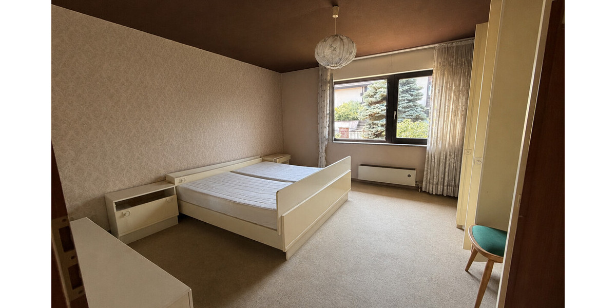 Reserviert - 1-2 Famhaus in sehr toller Lage - Zweifamilienhaus Straubenhardt | Angebot:27023546