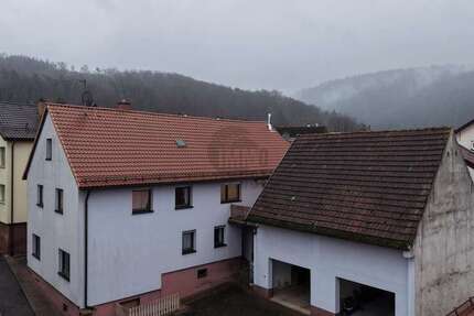 Haus Malsch - 10 Zimmer, 264 m&sup2;, 579.000&euro; | Angebot:24328221