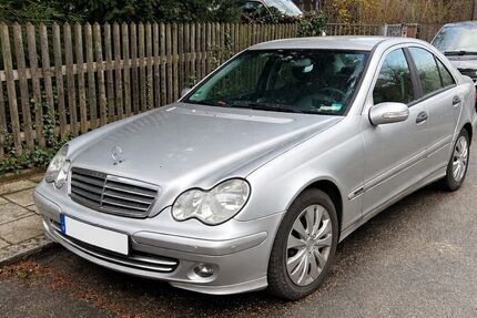 Mercedes-Benz C 180 238.000 km 2.750 &euro; Rastatt 76437