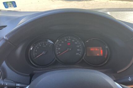Dacia Lodgy 99.376 km 8.600 &euro; Baden-Baden 76534