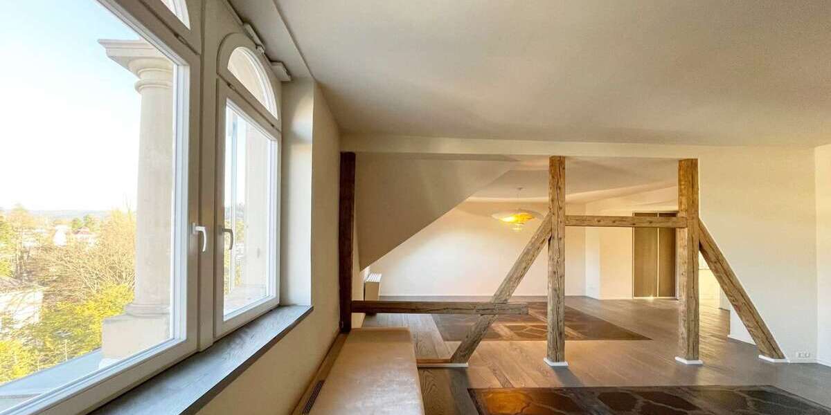 Etagenwohnung Baden-Baden Baden - 3.5 Zimmer, 126 m&sup2;, 1.490&euro; | Angebot:25382118